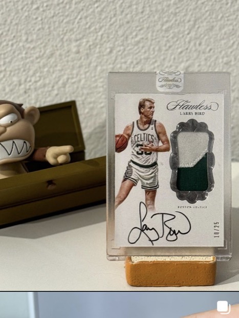 Larry Bird &mdash; Patch autograph, Panini Flawless